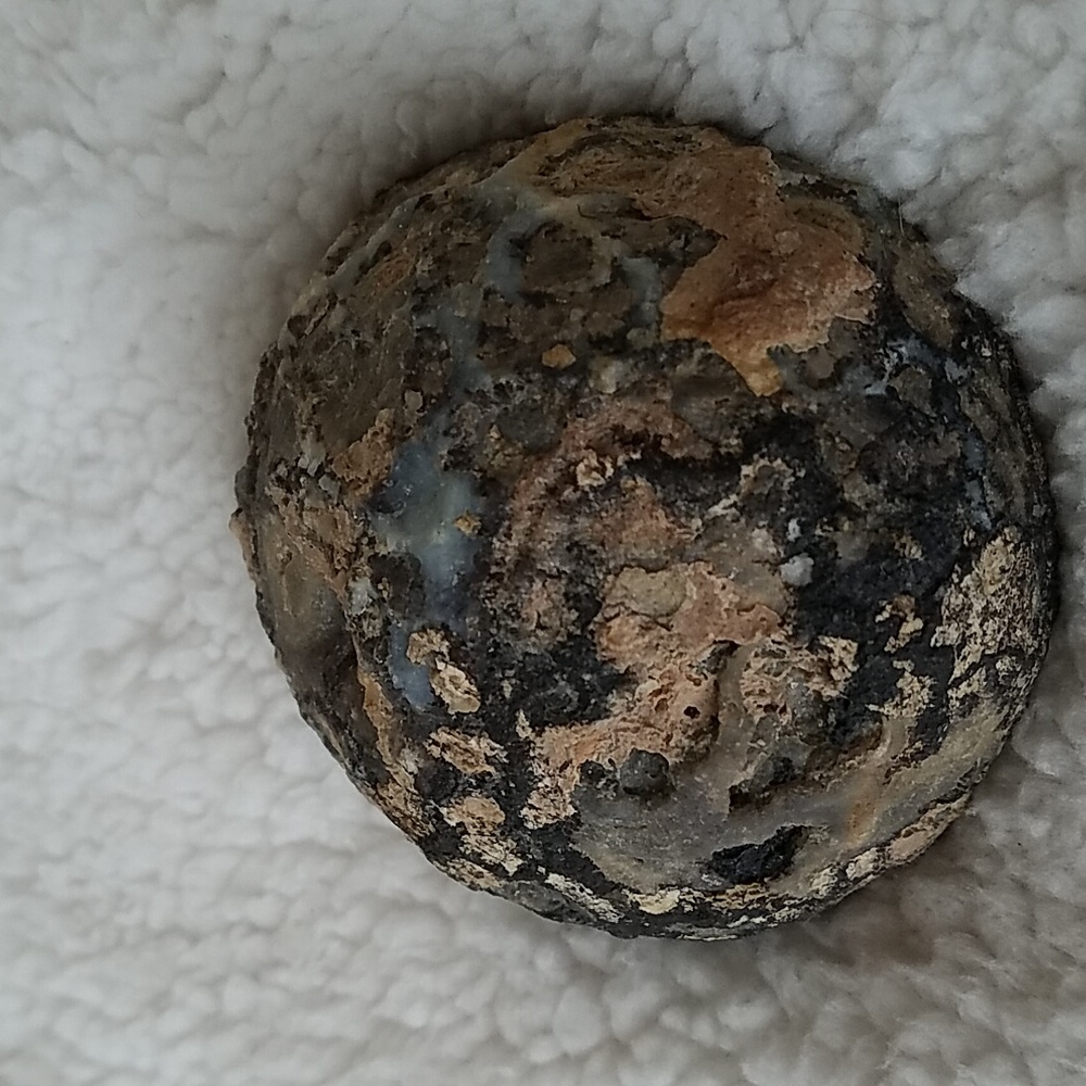 3" Geode - Picture 2 of 3